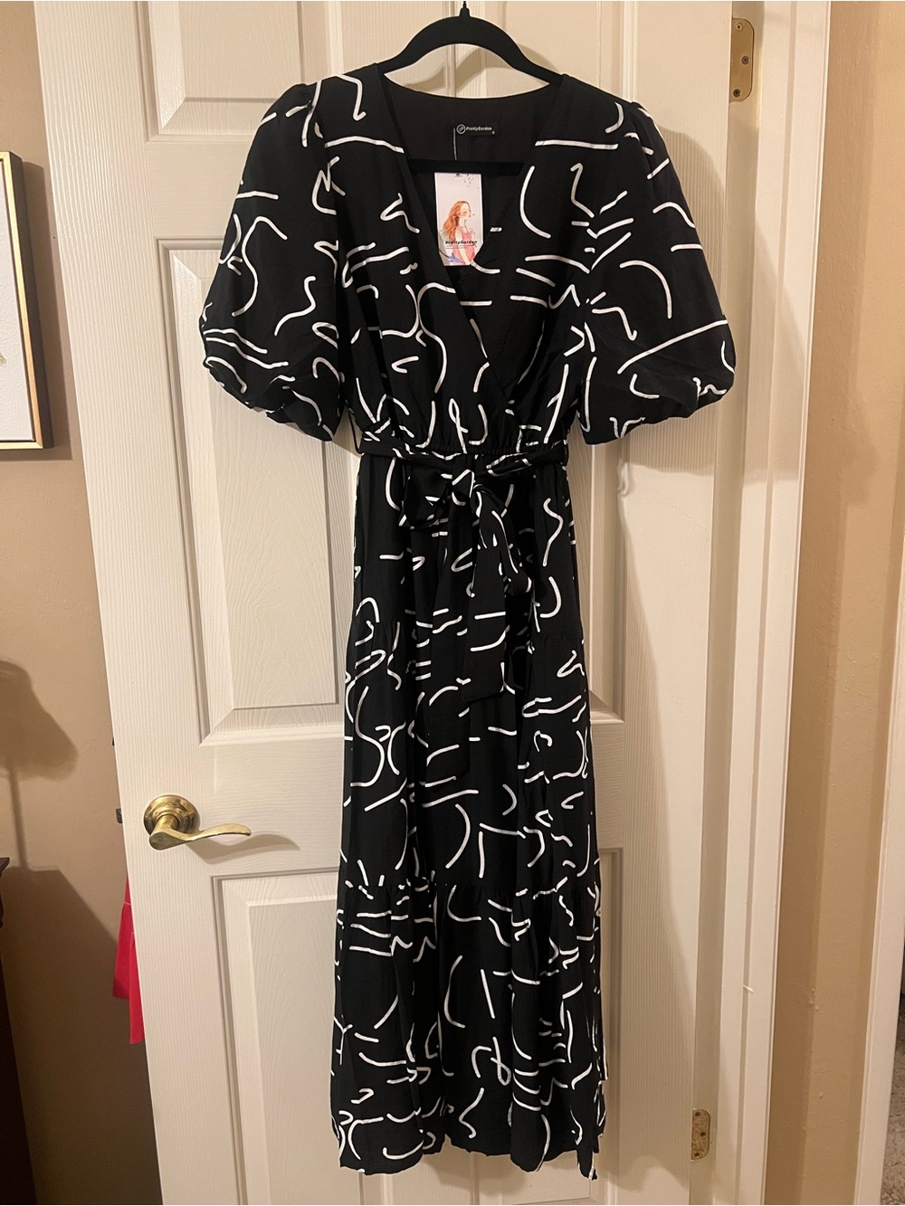 NWT PrettyGarden Black & White Abstract Puff Sleeve Wrap Maxi Dress Size Small